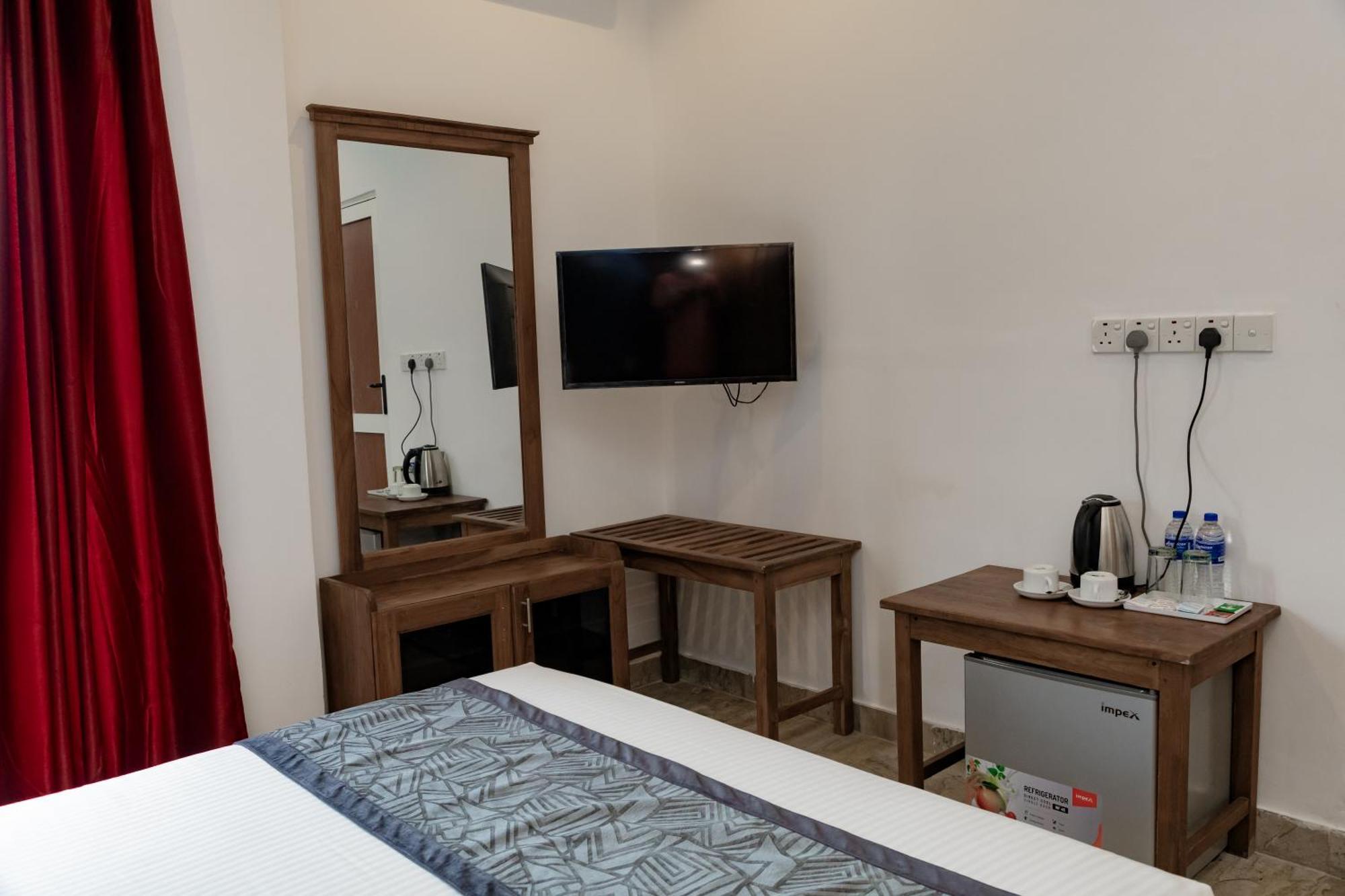 Pearl Island Inn Jaffna Exterior foto